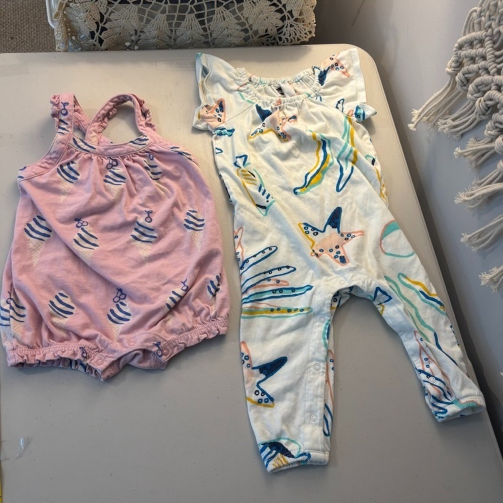Set of 2 Infant Girls Tea Collection One Piece Rompers Size 9-12 Pink Colorful